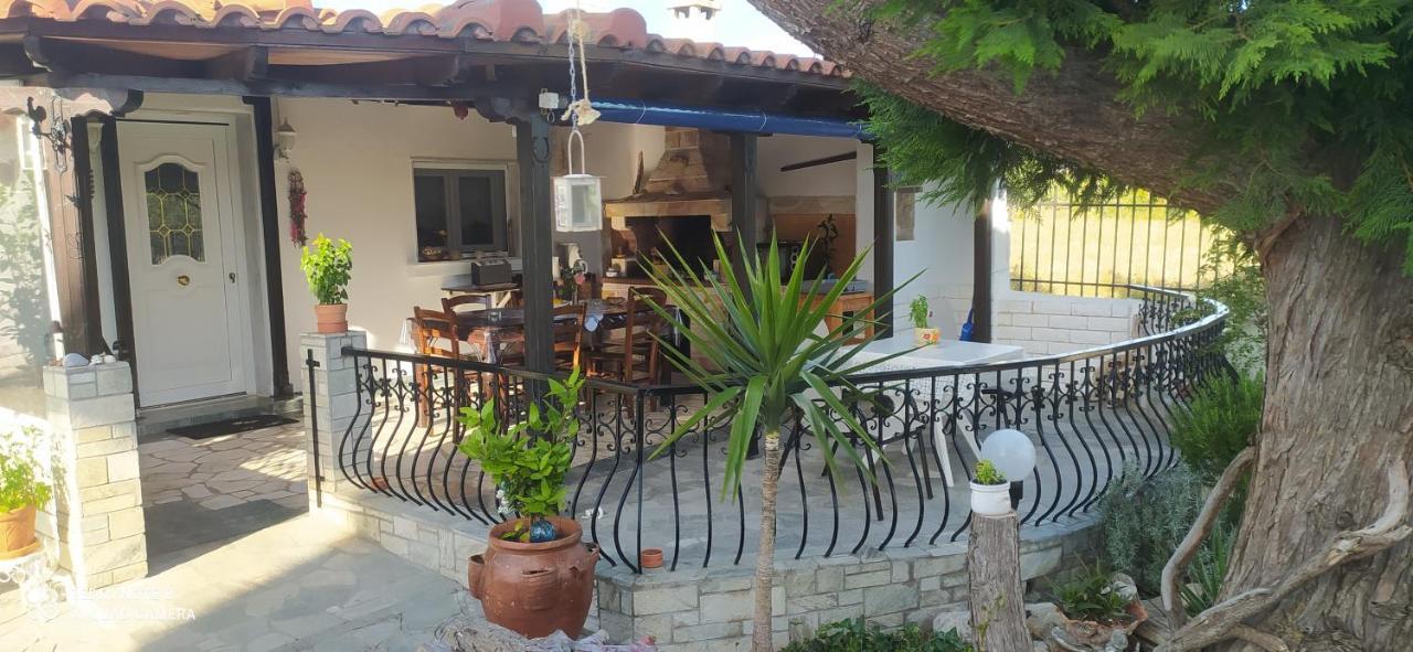 Ekali-Haus Villa Nea Iraklia Bagian luar foto